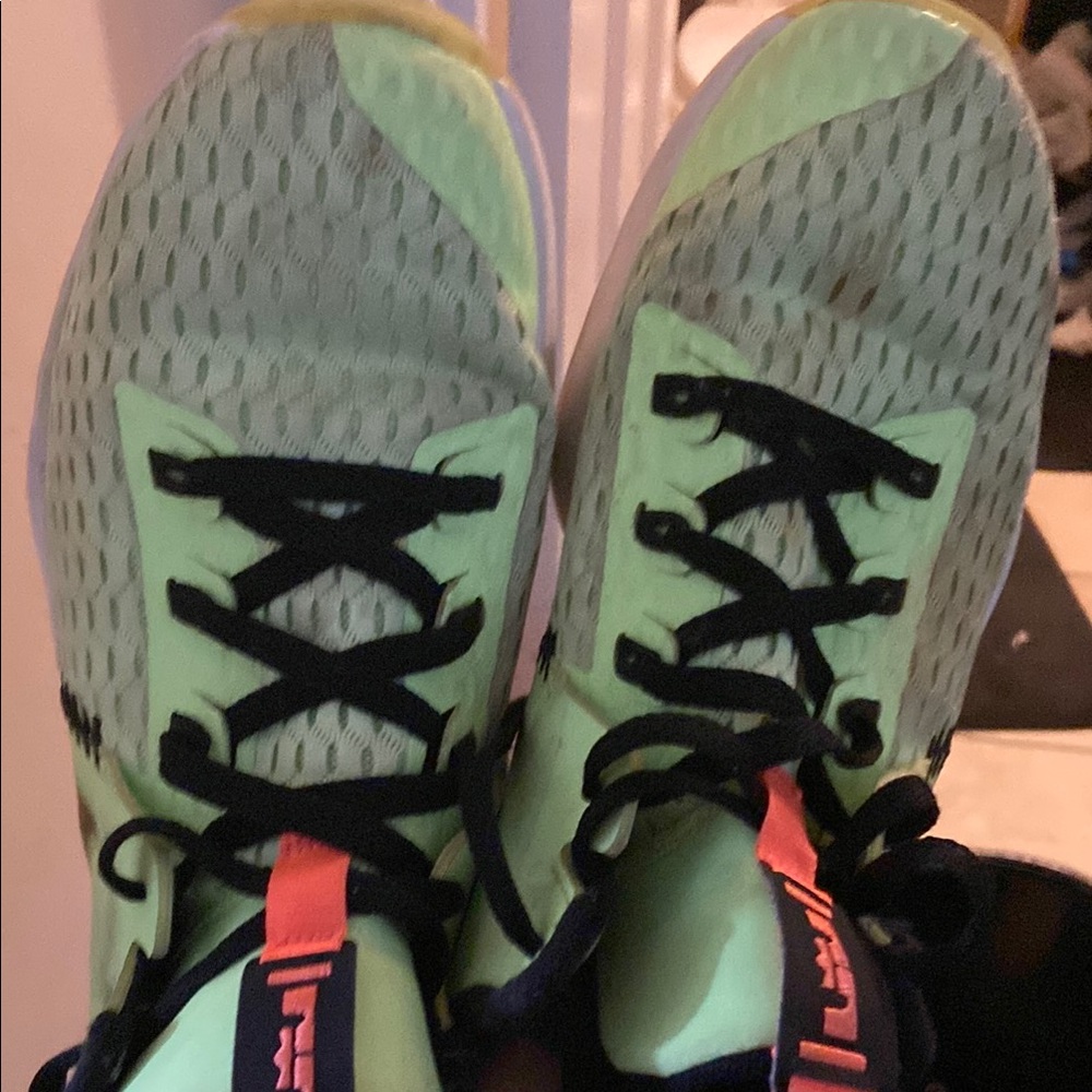 Mens Green Athletic Shoes